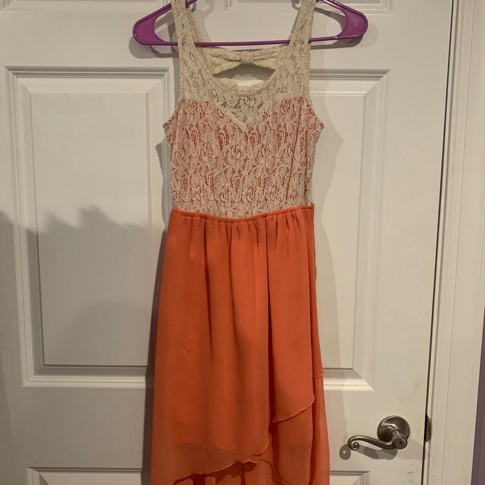 Tank top strapped dress with this bows in the back
